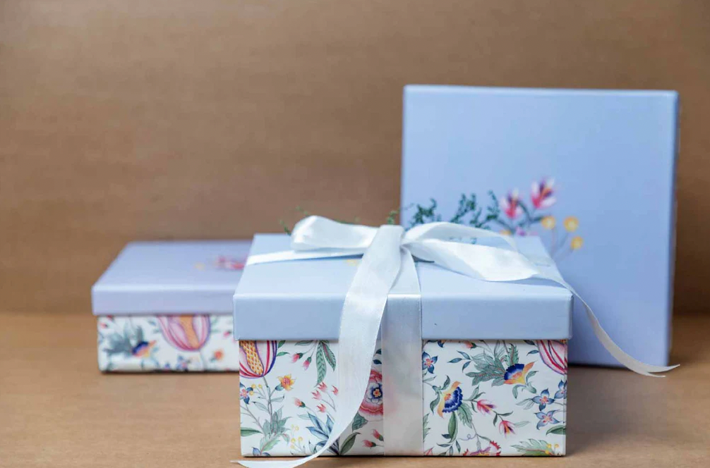 Exotic 5 Teas Gift hamper